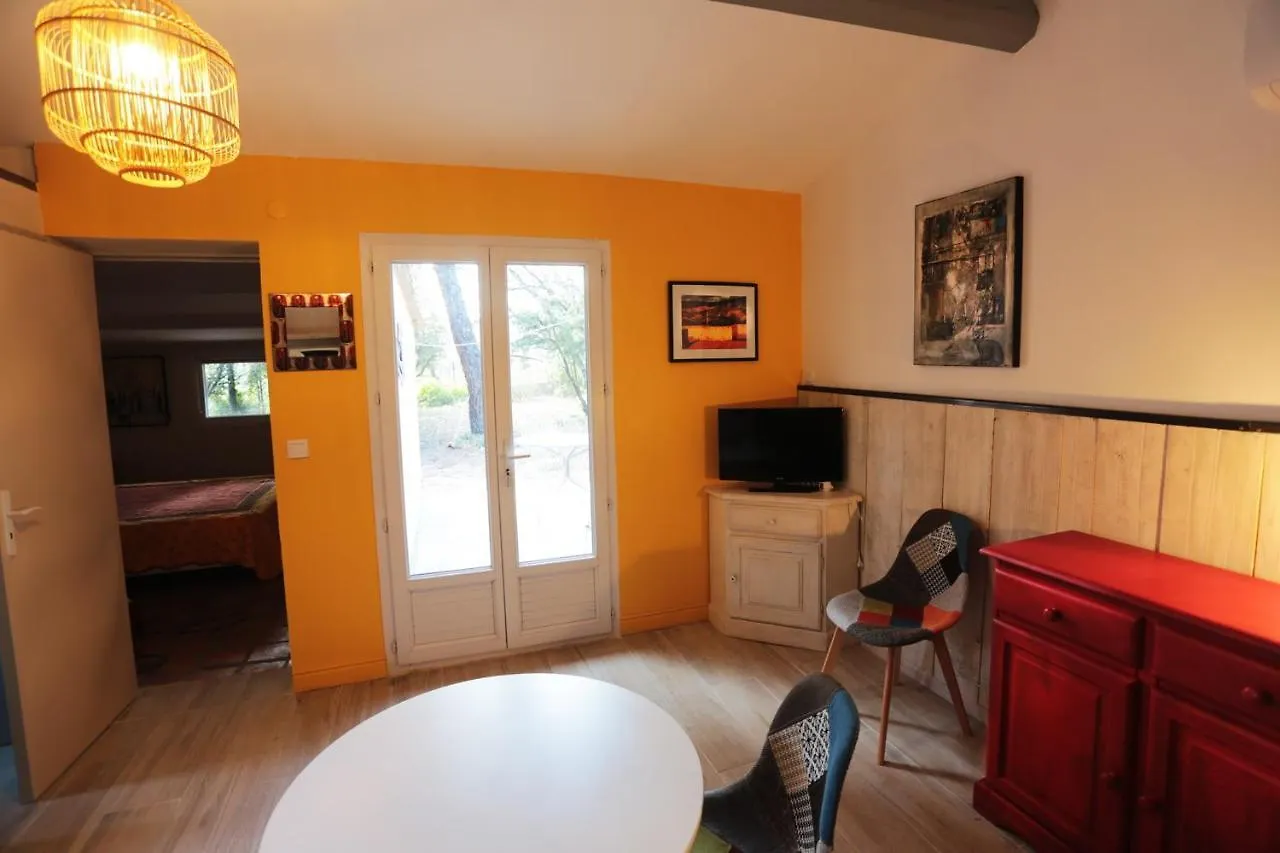 Villa Luberon Des Artistes 2 Apt Ferienhaus